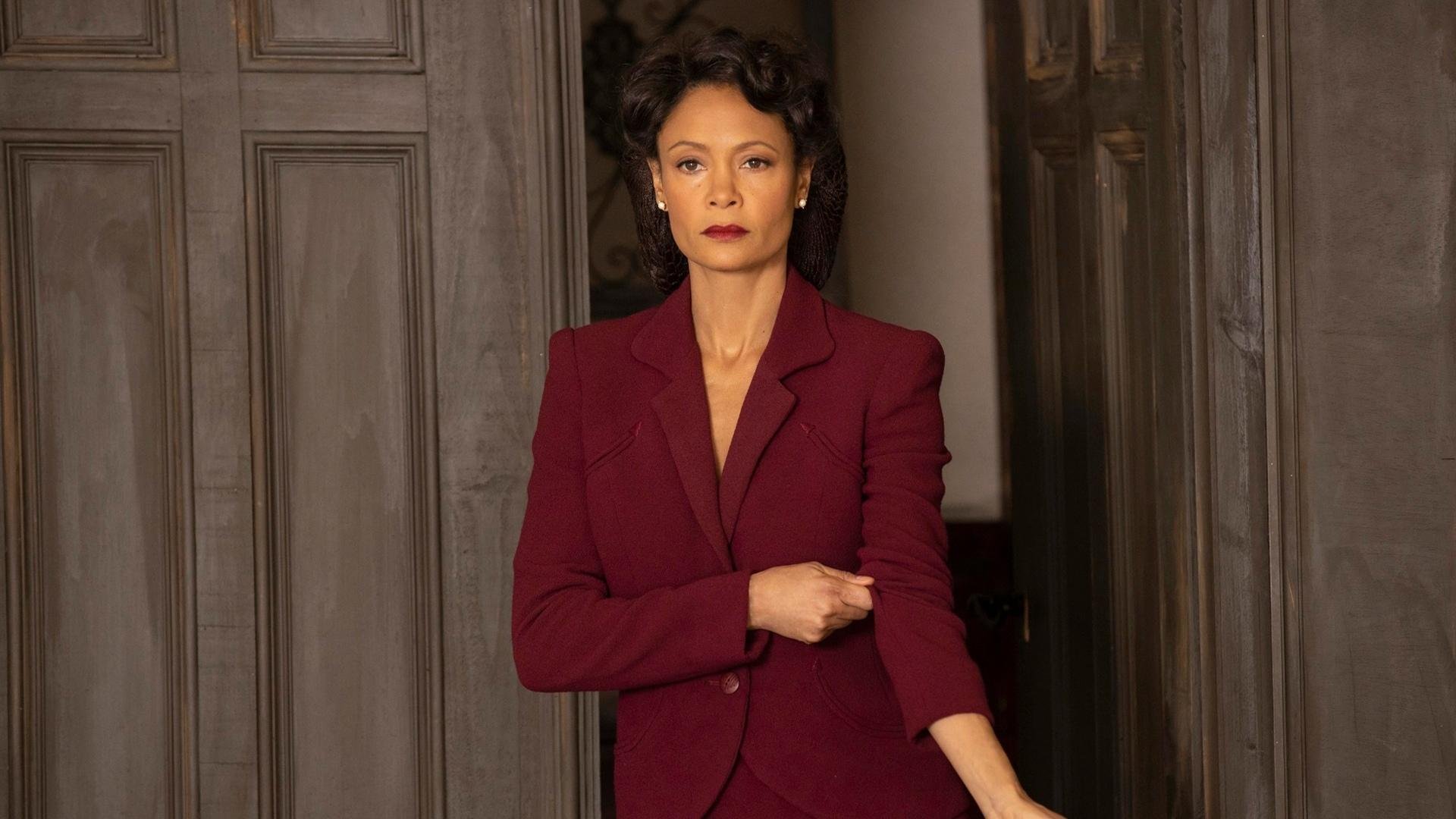 -凯琳·科贝特后程爆发力引爆赛场，凯罗琳·贝赛特